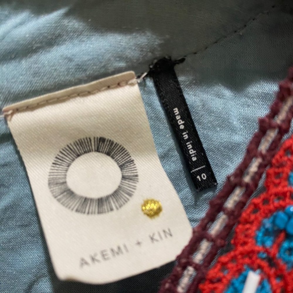 Anthropologie Akemi + Kin View 3